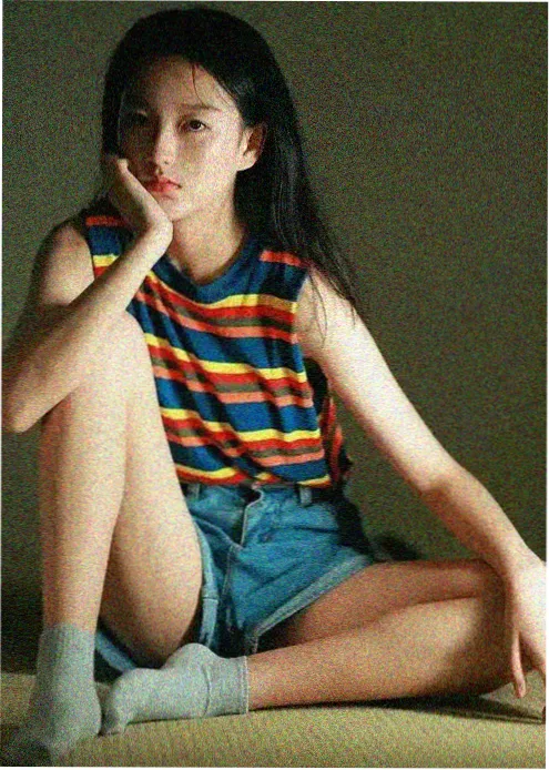都市轻喜小说《隔壁的考古学家》封面